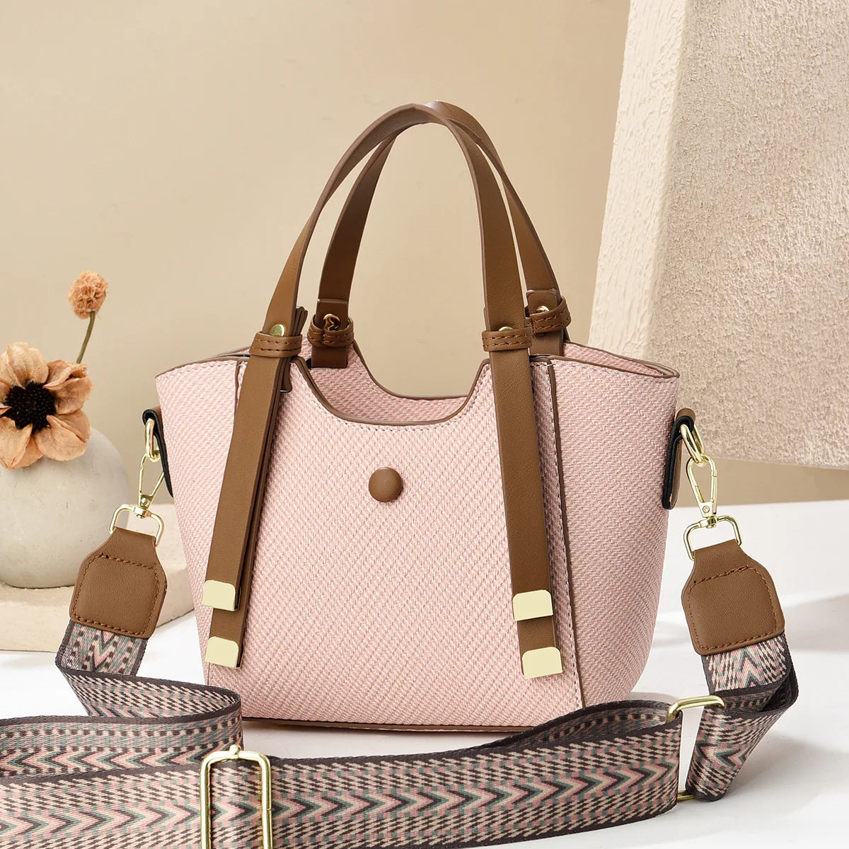 Female luxury designer shoulder bags