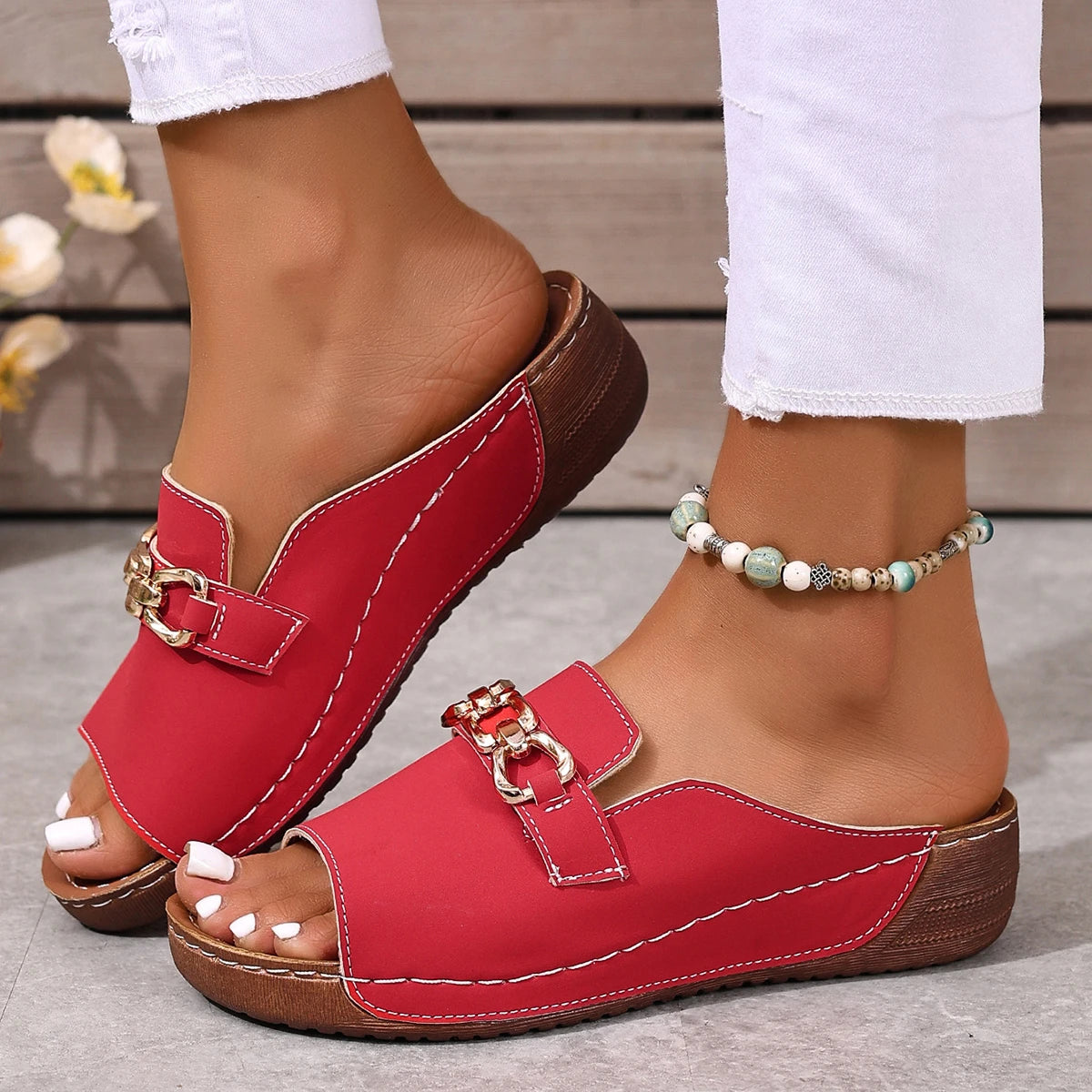 Sandals Women 2025