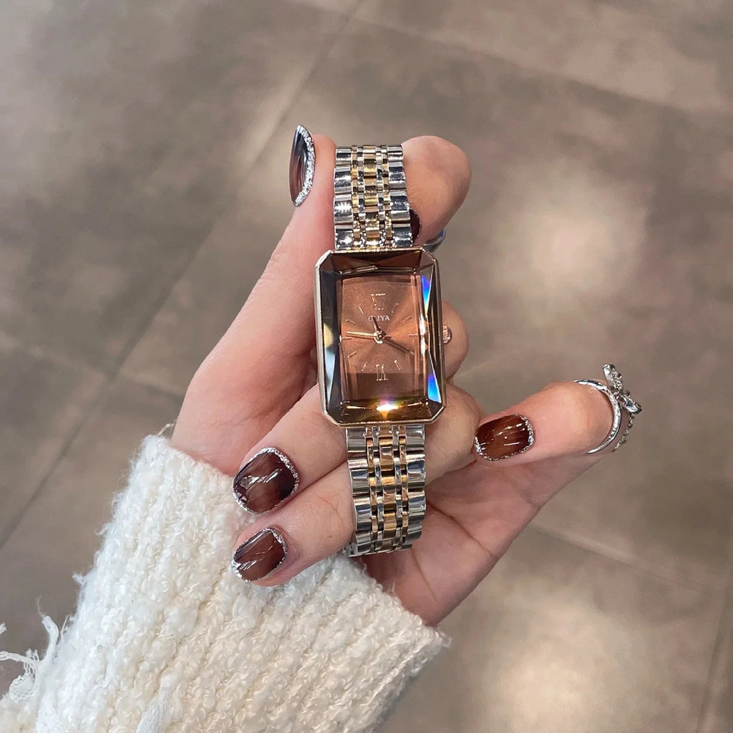 Women's retro watch luxury