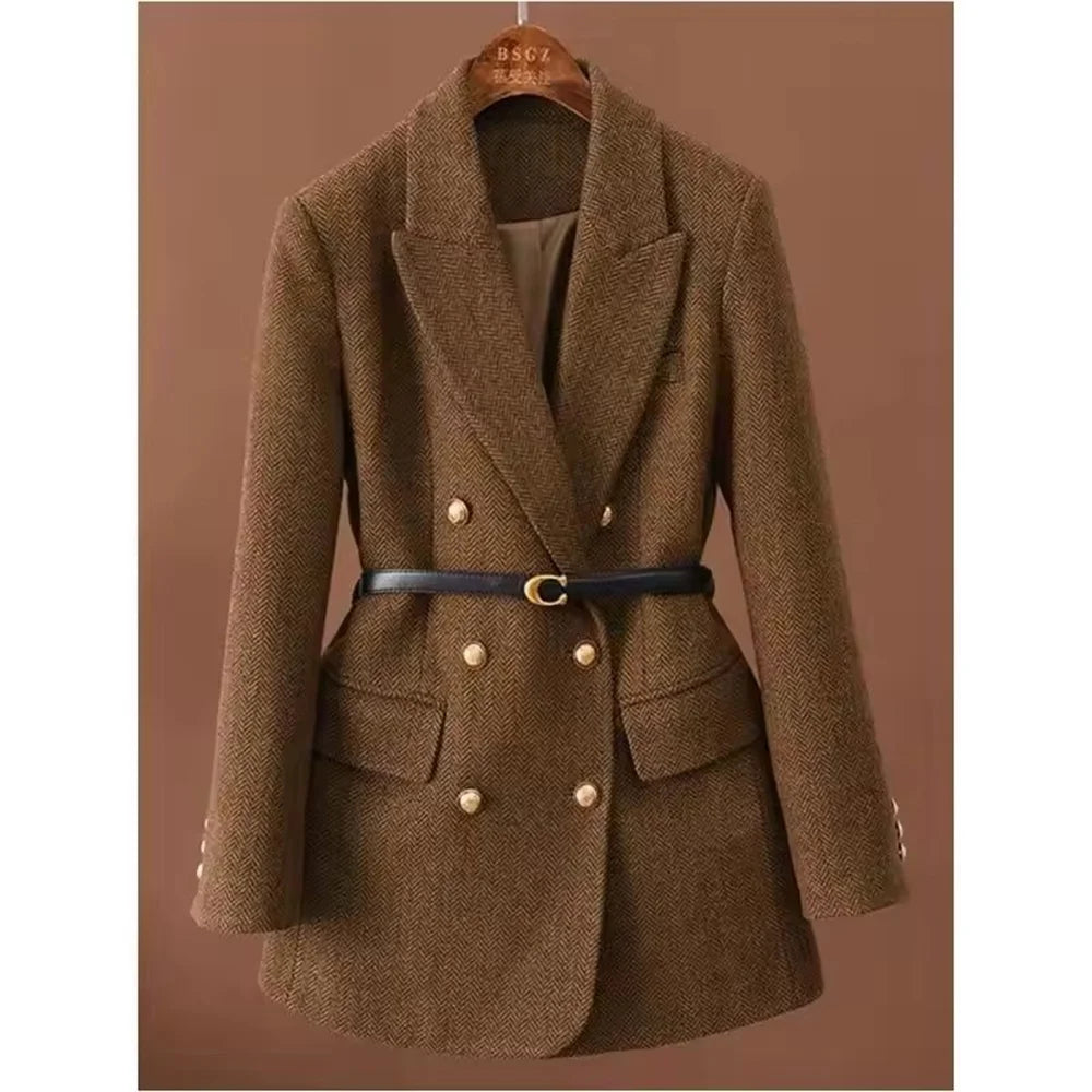 Jacket With Belt A Vintage Wool